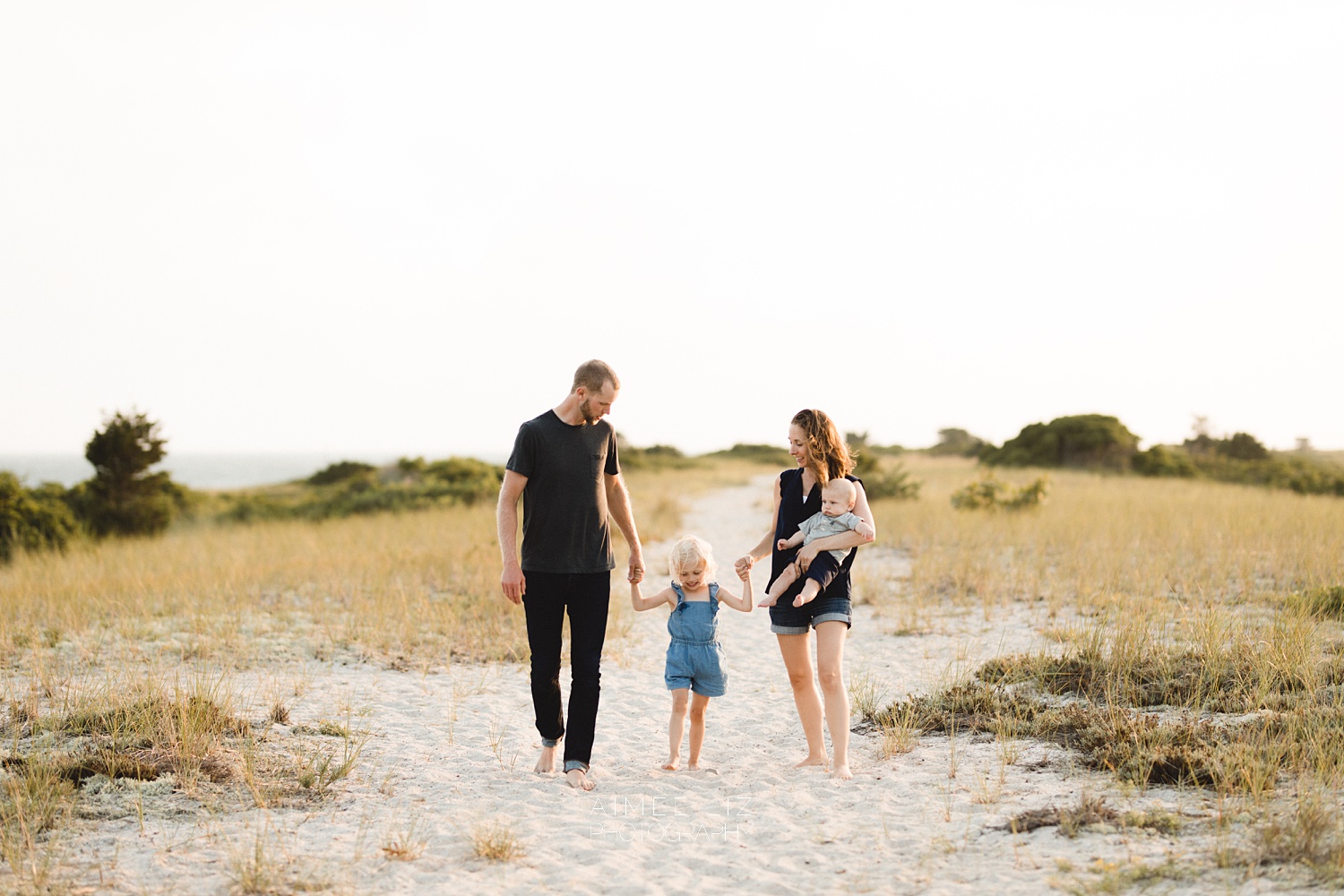 massachusetts beach family portrait photographer