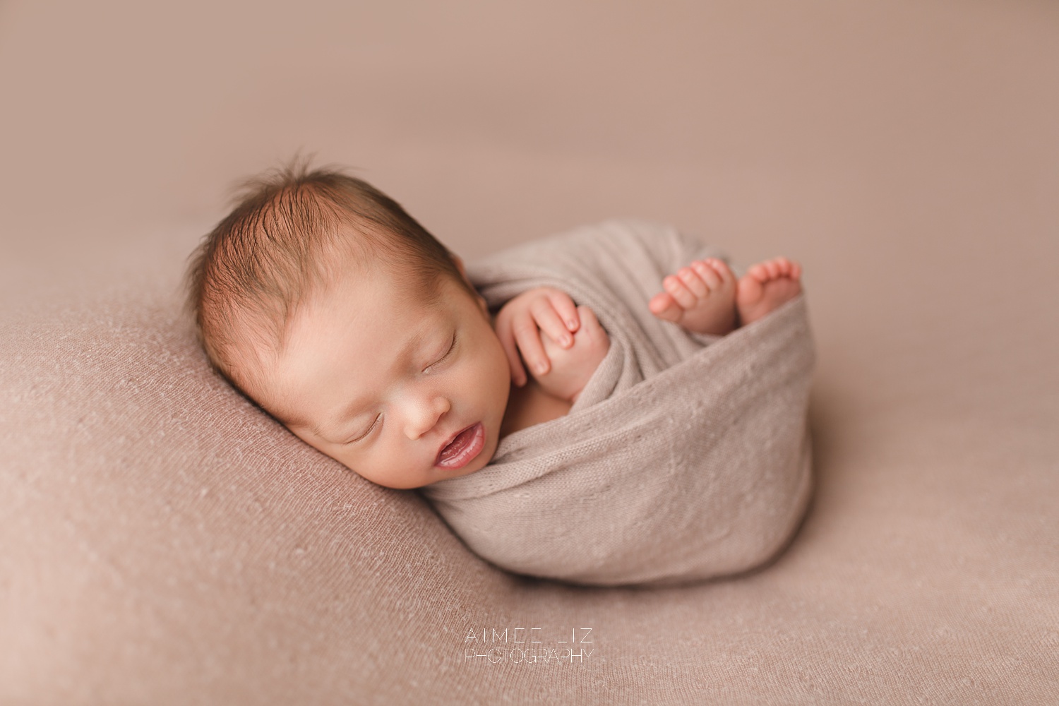 massachusetts newborn photographer