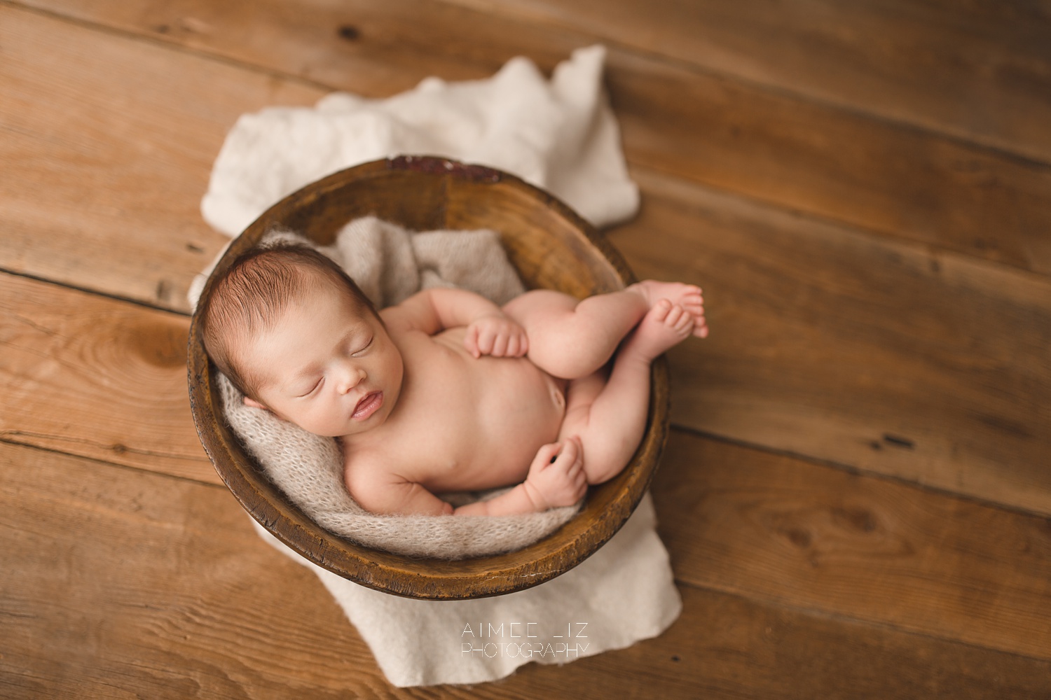 massachusetts newborn photographer