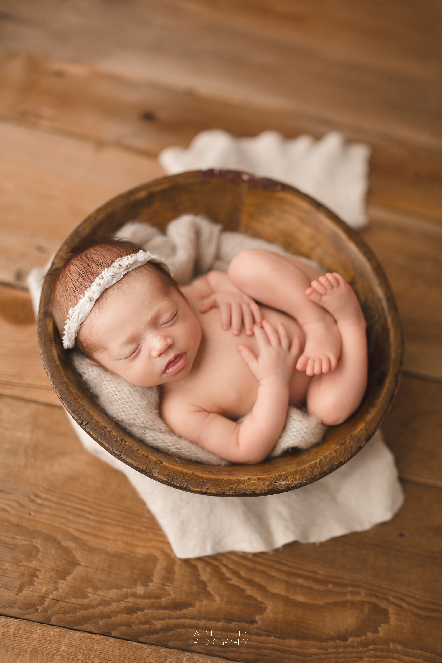 massachusetts newborn photographer