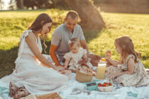 family picnic photoshoot