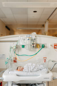 newborn photography when baby is in the special care unit