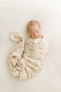 timeless newborn photography