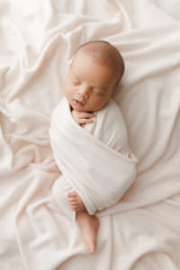 massachusetts newborn photographer