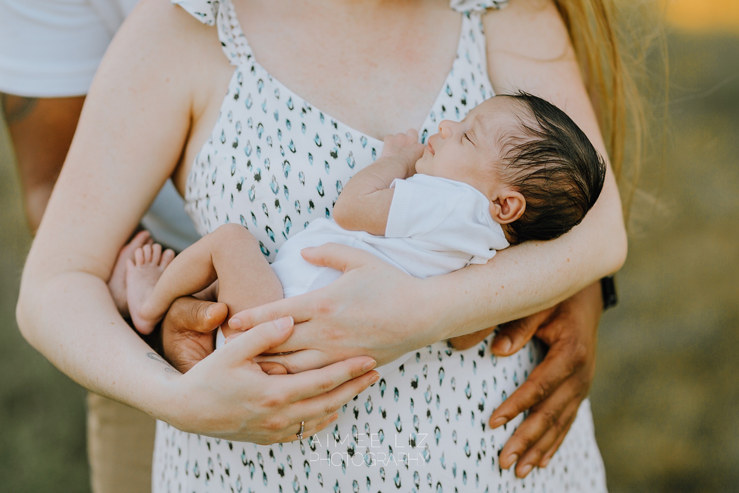 massachusetts lifestlye newborn photographer