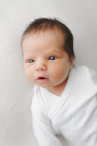 massachusetts newborn photographer