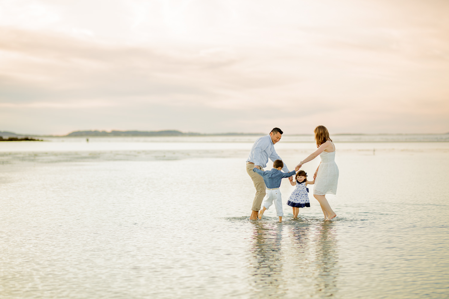 gloucester beach massachusetts lifestyle family photographer