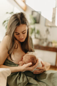 natural newborn photography real life