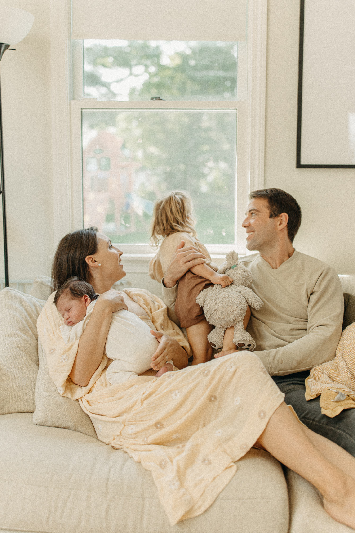 relaxed newborn family photos at home massachusetts