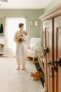 newborn photos at home