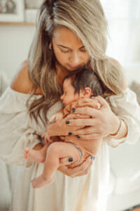 natural tones newborn photography