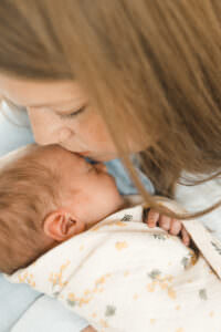 lifestyle newborn photographer belmont ma