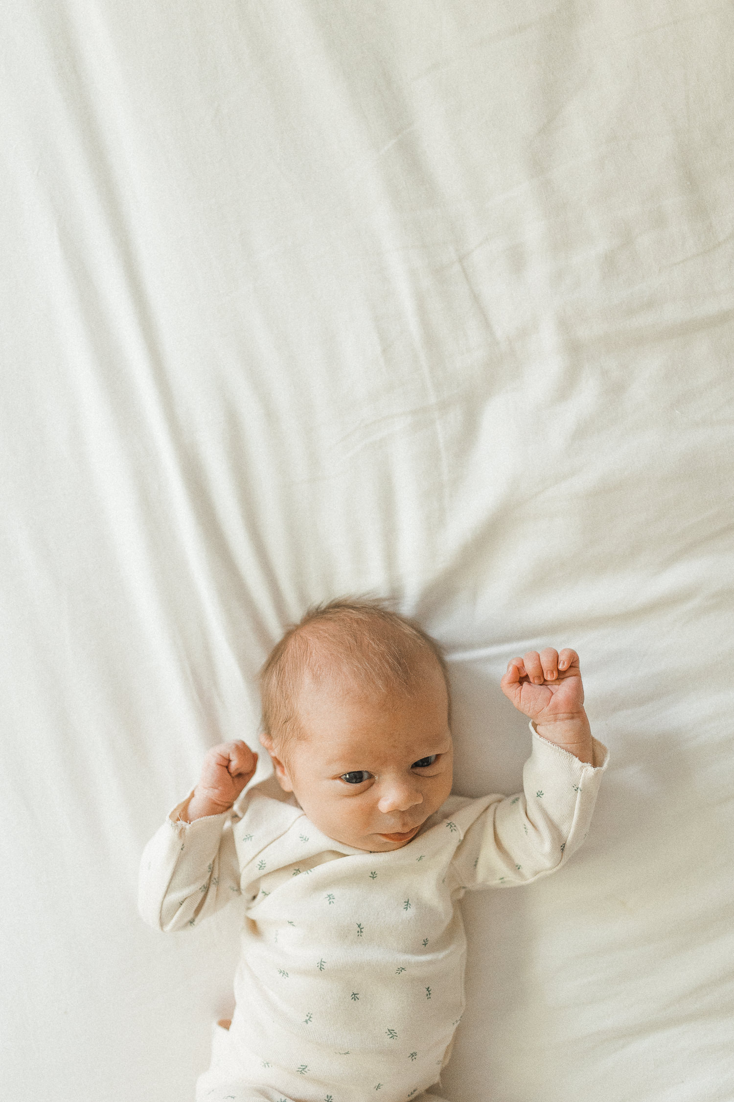 documentary style in-home newborn photo session