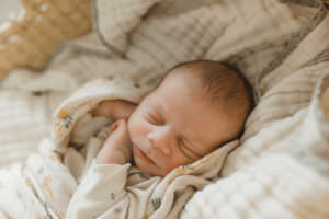 massachusetts lifestyle newborn photographer