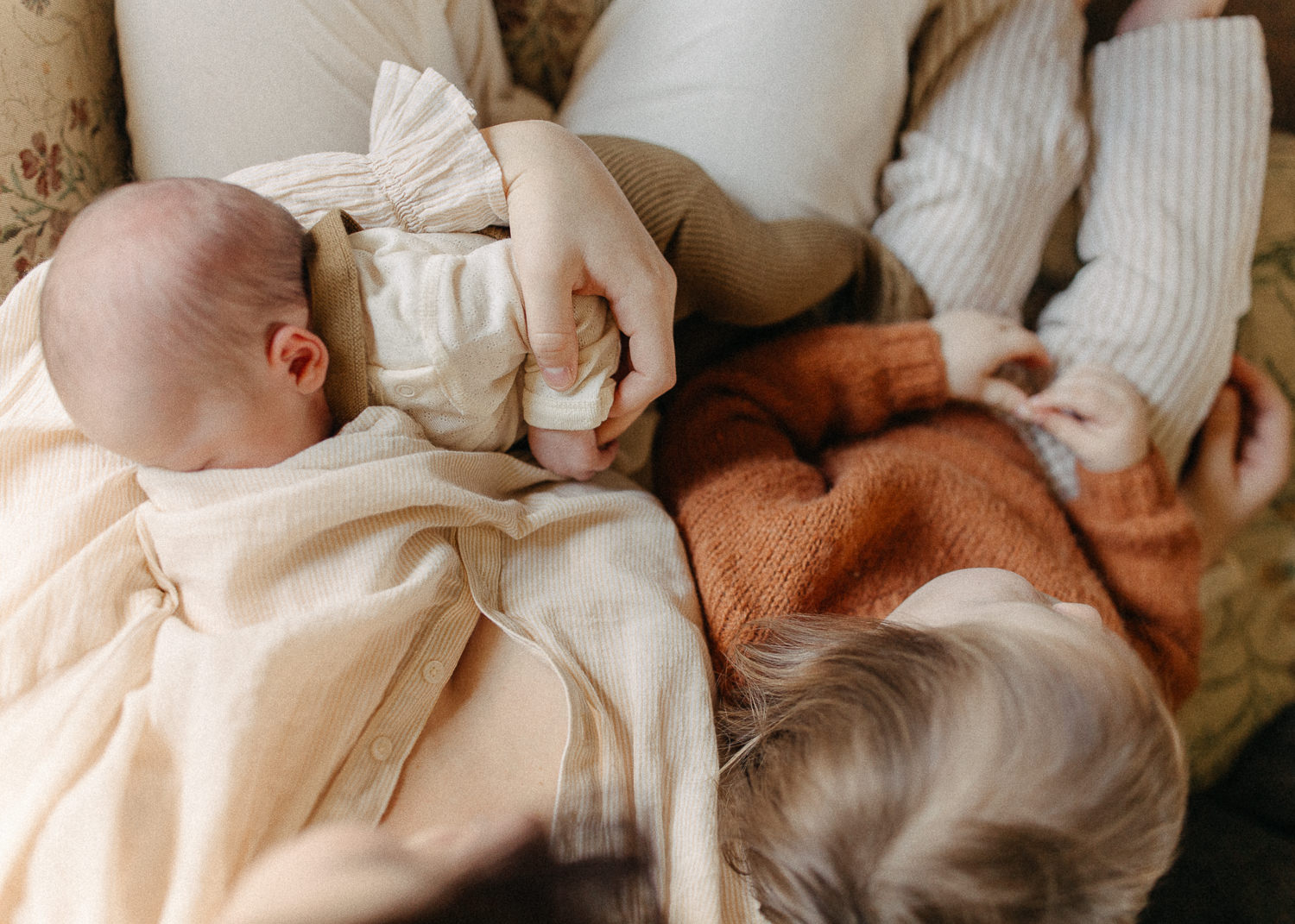 candid newborn photo details